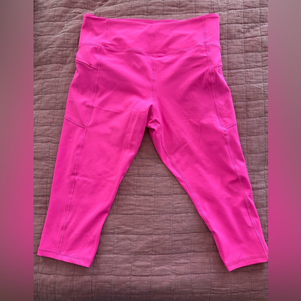 Zyia capri leggings